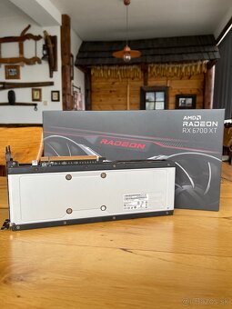 AMD Radeon 6700XT - 12GB - 5