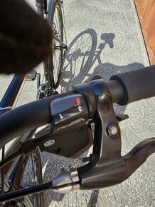 Specialized Crossroads Elite
- 5