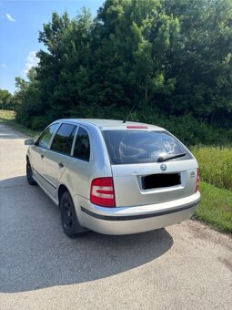 Predám Škoda Fabia, 1.2 benzín, 47 kW, strieborná metalíza - 5
