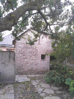 Rodinný dom - podpivničený so záhradou - 5