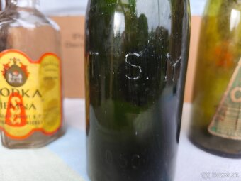 staré sklenené fľaše - 5