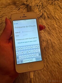 iPhone 15 16GB - 5
