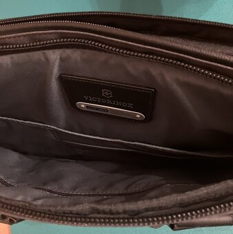 Cestovná taška Victorinox na notebook - 5