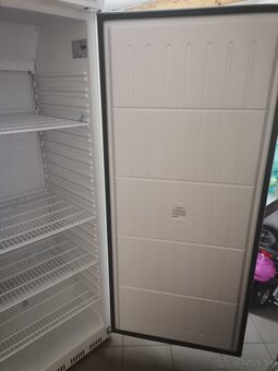 PREDAM PROFESIONÁLNU VEĽKÚ GASTRO CHLADNIČKU NORDLINE - 5