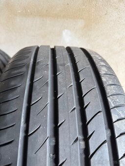 245/40r19 - 5