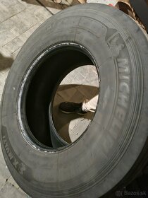 Nakladne pneumatiky 385/65 r22.5 - 5