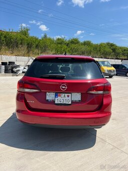 Opel Astra Sports Tourer+ ,1.2 - 5