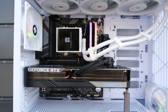 Herný PC, Ryzen 9 7950X3D, RTX 4070 Ti, 32GB RAM, SSD, 24m - 5