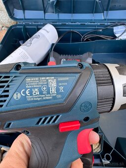 Bosch professional aku vŕtačka s príklepom - 5