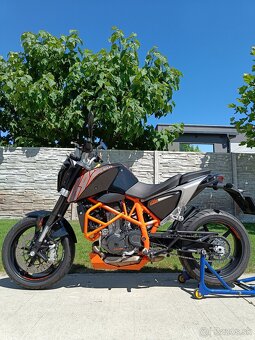 KTM Duke 690 - 5