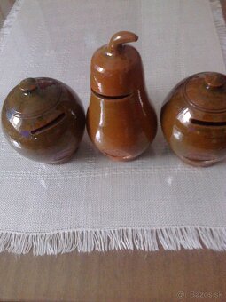 Dvere , pokladničky, TV, kreslo... - 5