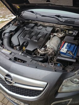 Opel Insignia 6V 2,8 4x4 Turbo - 5
