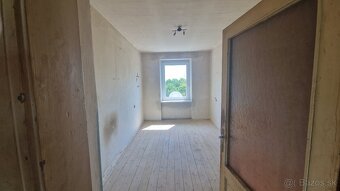 Štúrovo, Železničný rad, 2i byt, 81 m2 - 5