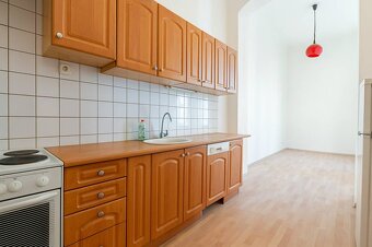 NA PREDAJ 2,5-izb. byt MÄSIARSKA, STARÉ MESTO - 5