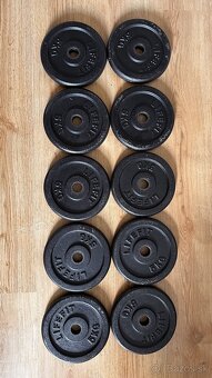Predám 200kg závažia - kotúče so stojanom a iné veci - 5