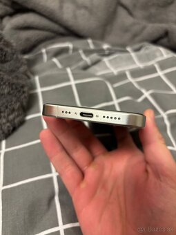 iPhone 15 Pro 128gb Biely - 5
