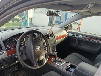 Predám VW Touareg 2,5 Tdi, r.2009, 128 KW - 5