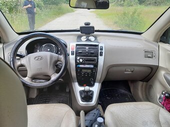 Hyundai Tucson 2.0crdi - 5
