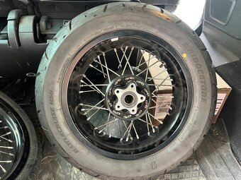 Predám na BMW R18 sadu kolies, zánovné, nepoškodené - 5