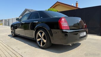 Chrysler 300C V8 5.7 Hemi - 5