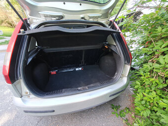 Ford Fiesta 1.3 - 5