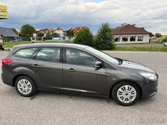 Predám Ford Focus 1.0 Ecoboost Kombi - 5