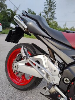 Suzuki GSR 600 YOSHIMURA LIMITED EDITION 9/2008 - 5
