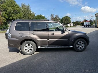 Mitsubishi Pajero - 5