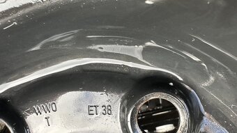 45.	Audi E-tron 255/55 r19 - 5
