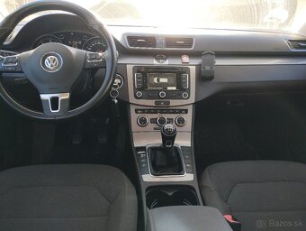 Volkswagen Passat - 5