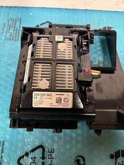 skoda seat QI nabijanie telefonu - 5