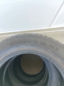 Barum bravuris 205/60r16 - 5