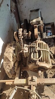 Predám záhradné stroje - 5