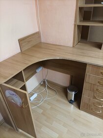 Laminované stoly s poličkami a šuflíkami - 5