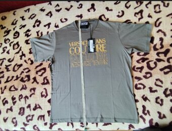 Versace tričko úplne nové, XL velkosť, pôvodná cena 130€, ro - 5