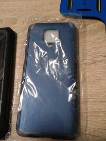 Puzdro na mobil - 5