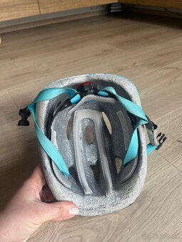 Lahucka detska prilba so svetielkom R2 46-50cm - 5