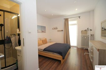 2-izb.Staré Mesto (Laurinská ul.) 3/5p. s balkónom, pešia zó - 5
