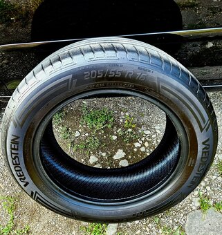 Predam jazdene pneumatiky Vredestein Ultrac 205/55/R16 - 5