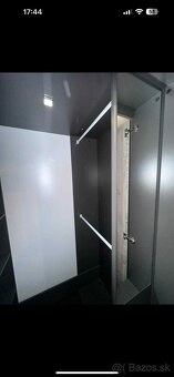Skrina na oblečenie rohová - 5