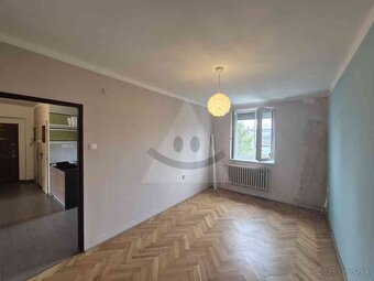 Svojpomocný 3 izb.byt s garážou na Kapitánovej ul. v centre - 5