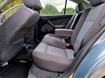 Škoda Octavia 1.9tdi 66kw R.V 2003 Ambiente MAX - 5