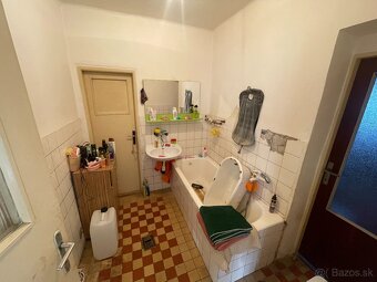 Na predaj rodinný dom v obci Bruty - 5