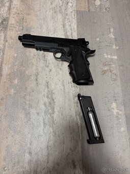 Airsoftová výstroj - 5