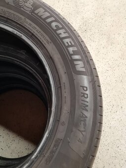 4x Michelin 215/65 R17 99V letné pneumatiky - - 5
