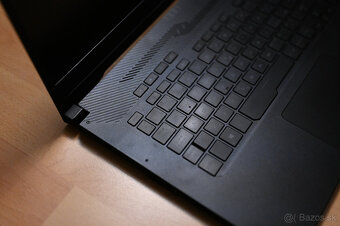 Predám herný notebook ASUS ROG Zephyrus GA502IV - 5