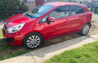 Kia Rio Hatchback - 5