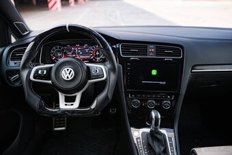 VW GOLF R - 5