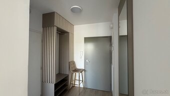 Prenajmem nový 2-izb. byt s balkónom a parkingom - 5