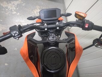 KTM 790 Duke 2023 - 5
